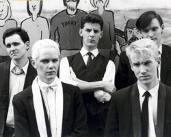 MODERN ENGLISH 3574e0a403a4e84fd9c632090fcd8634