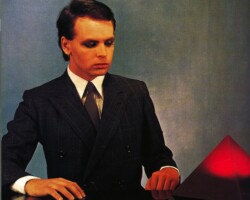 GARY NUMAN numan_gary-_pleasurep_102b